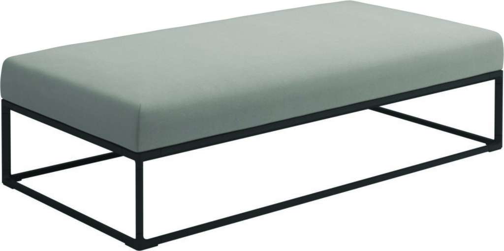 Gloster - Maya Ottomane - fife bone - gestell meteor - 150 x 75 cm - outdoor