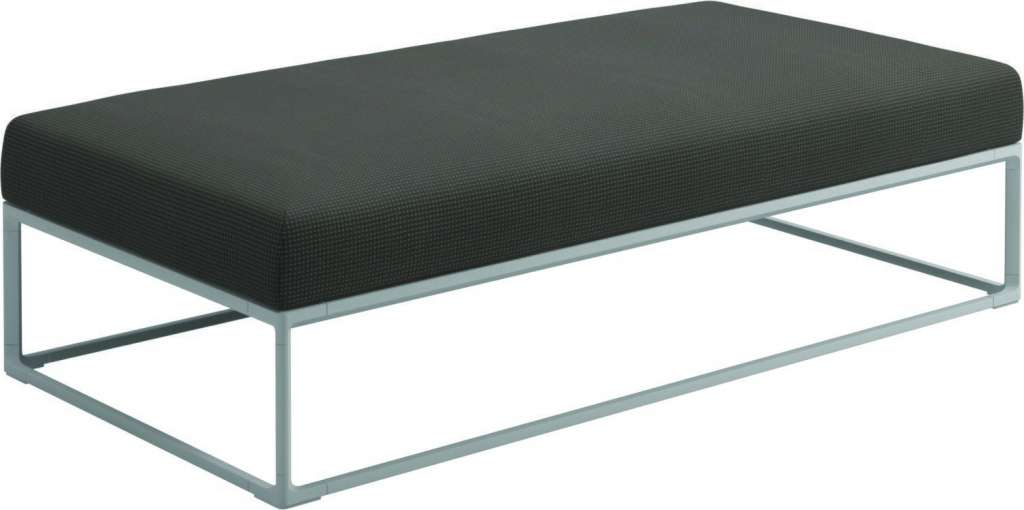 Gloster - Maya Ottomane - robben charcoal - gestell white - 150 x 75 cm - outdoor