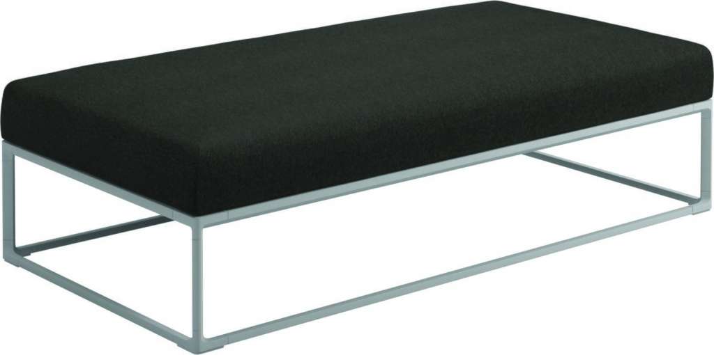 Gloster - Maya Ottomane - tuck sable - gestell white - 150 x 75 cm - outdoor