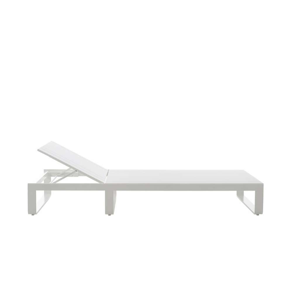 Gandia Blasco - Liegestuhl Tumbona Flat - sand - outdoor