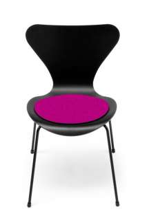 Hey-Sign - Sitzauflage Jacobsen Serie 7 - 32 pink mit Antirutsch - indoor