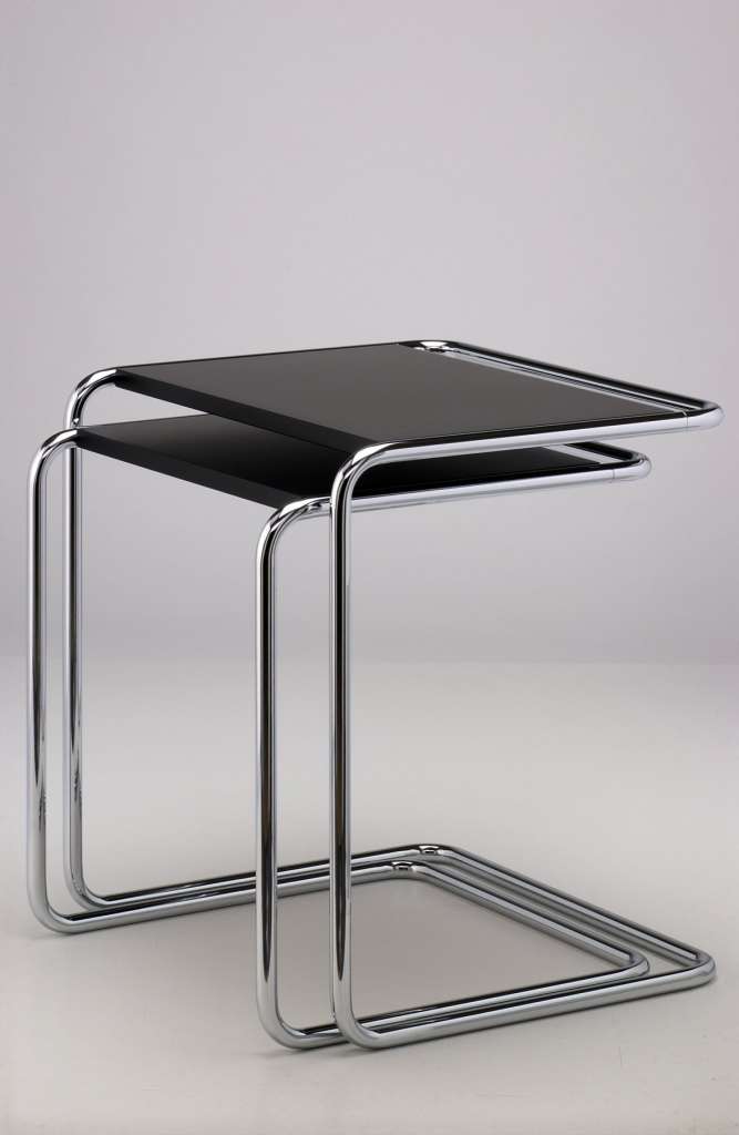 Thonet - B 97b Beistelltisch - schwarz lackiert - indoor
