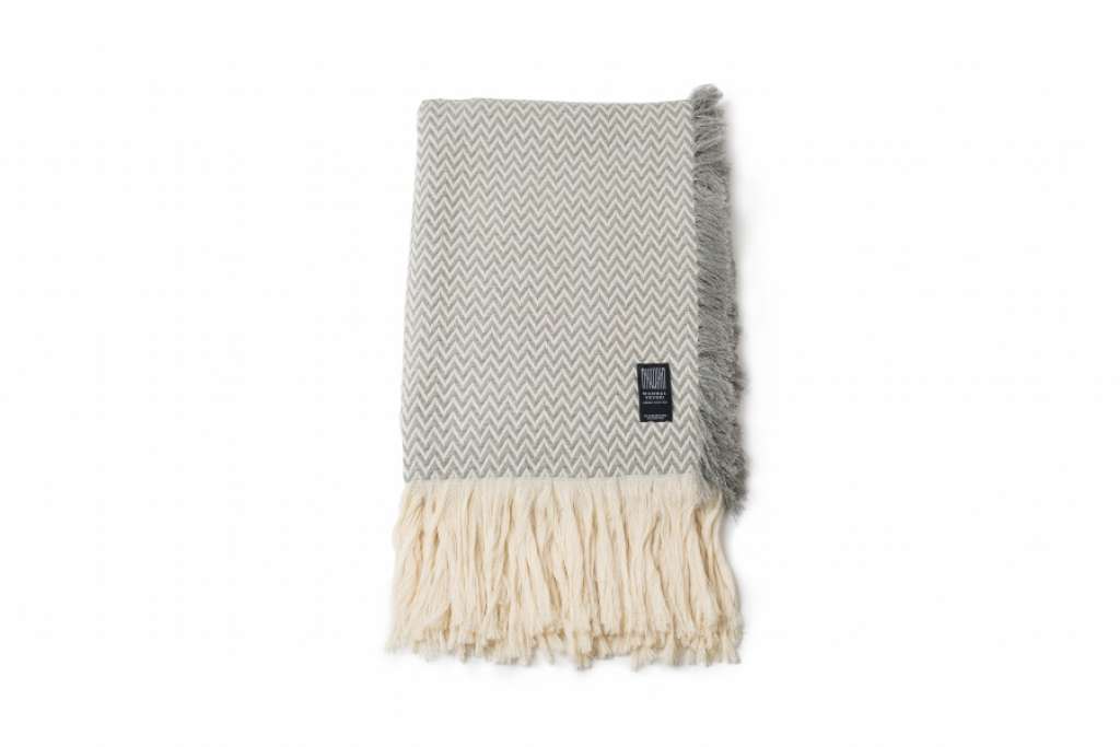 Fram Oslo - Bunad Decke einfarbig - Light Grey - indoor