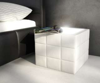 DELIFE Nachttisch Nuncia 41x41x41 cm Weiss LED Beleuchtung Steppnaht, Nachttische