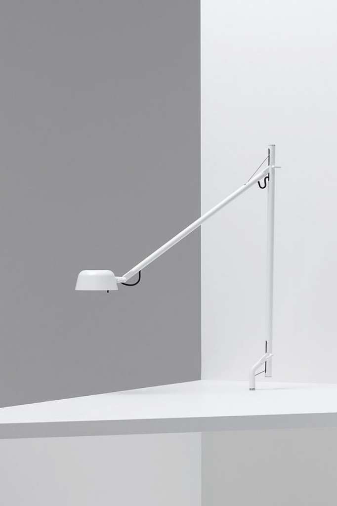 Wästberg - w154 Pal Tischleuchte - schwarz - indoor