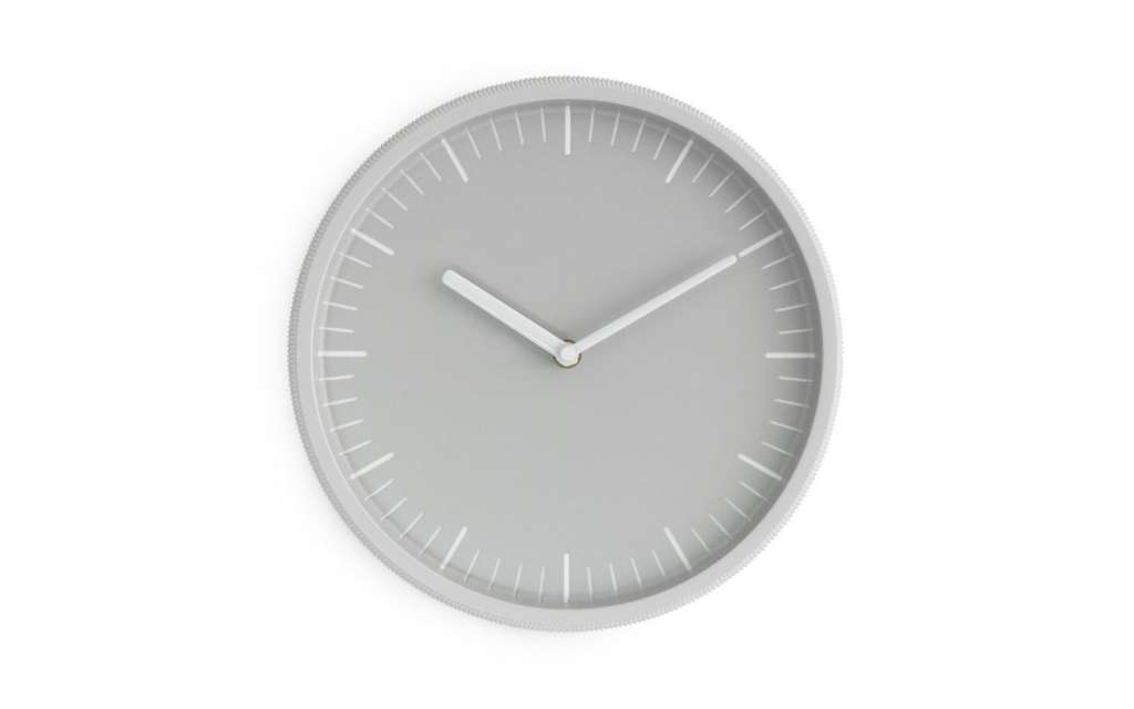 Normann Copenhagen - Day Wanduhr - hellgrau - indoor