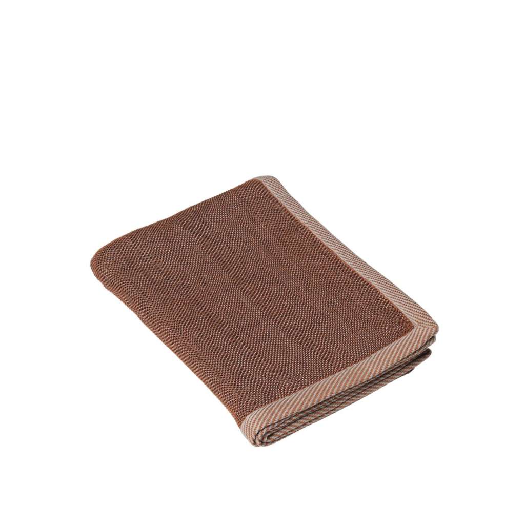 Muuto - Ripple Tagesdecke - Brown - indoor