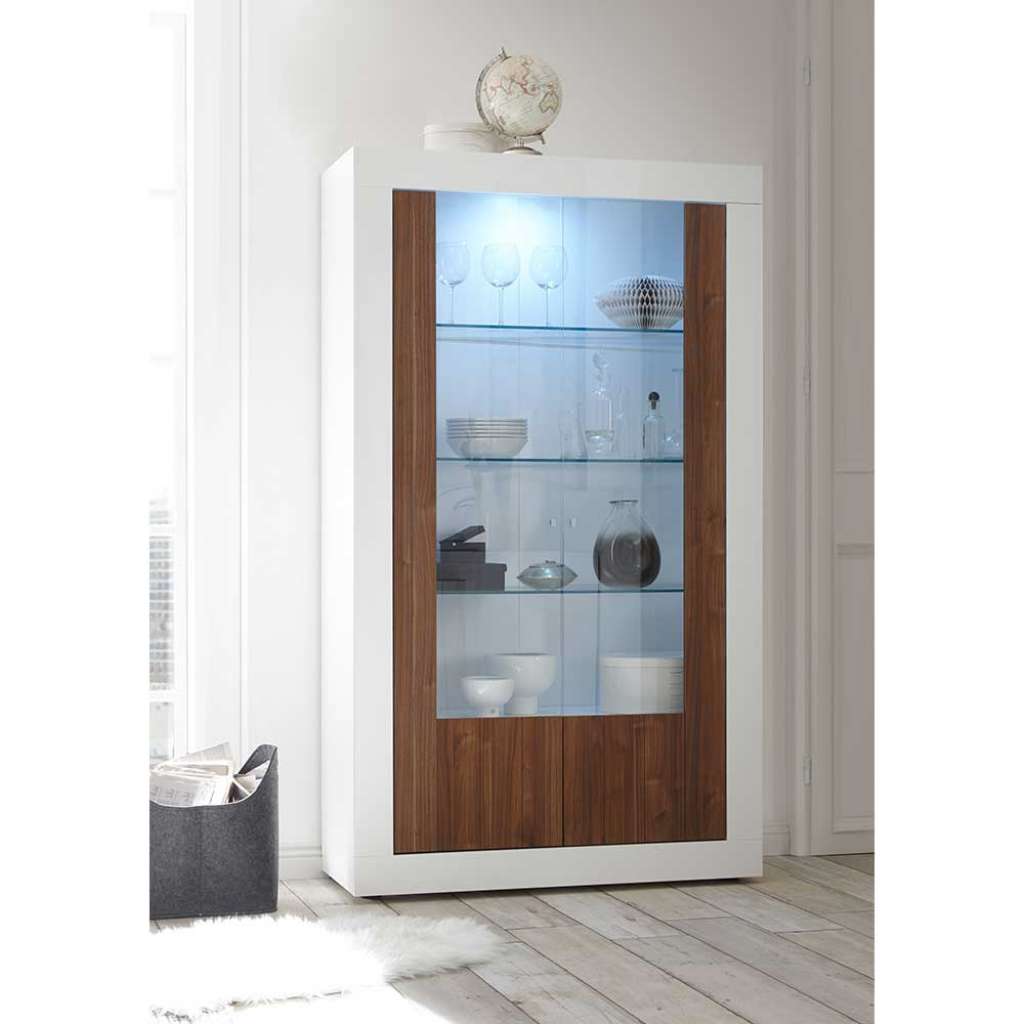 Standvitrine in Weiß Hochglanz und Nussbaumfarben 110 cm breit
