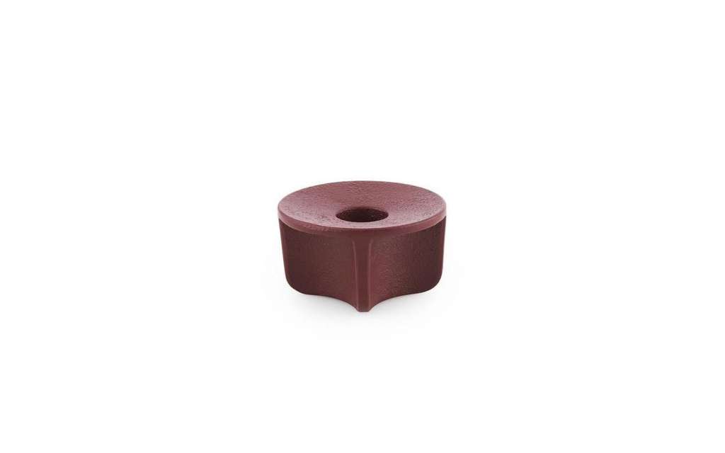 Normann Copenhagen - Fe Kerzenständer - Dark Red - indoor