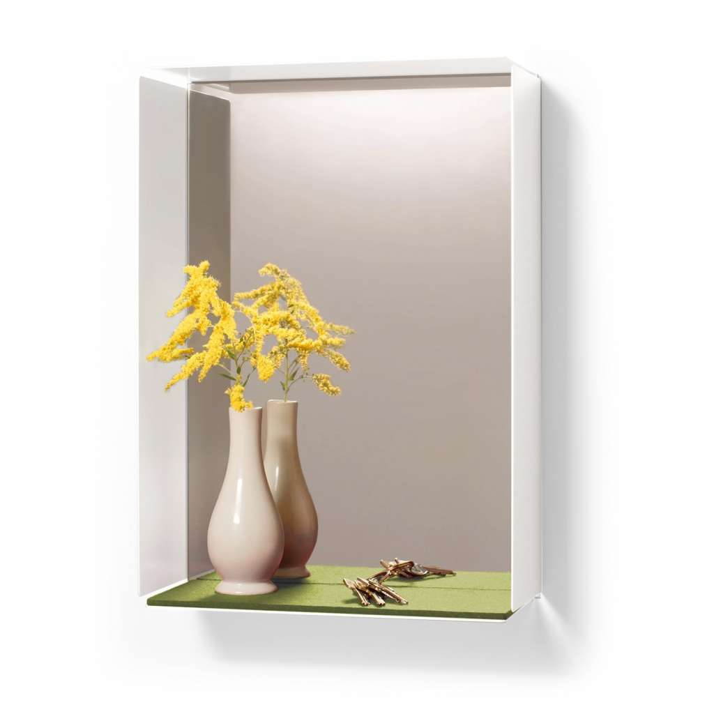Konstantin Slawinski - Mirror-Box - weiß/ Filz grün - indoor