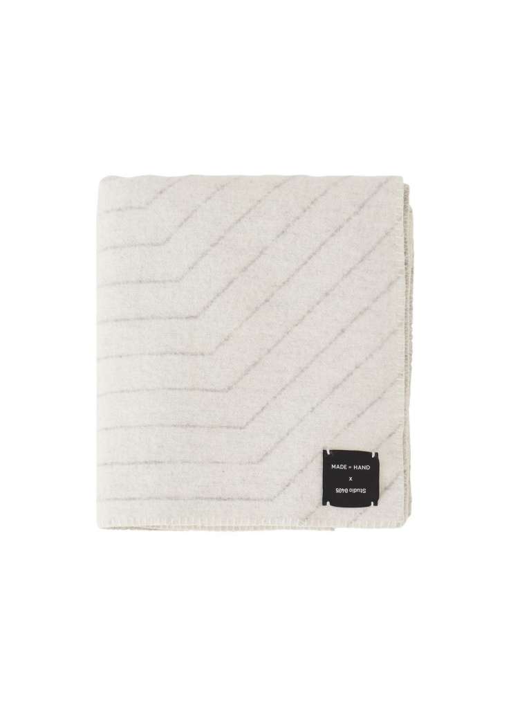 Made By Hand - PINSTRIPE THROW Decke - white - indoor