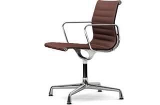 Vitra - Aluminium Chair - EA 104 - 76 kastanie moorbraun - indoor