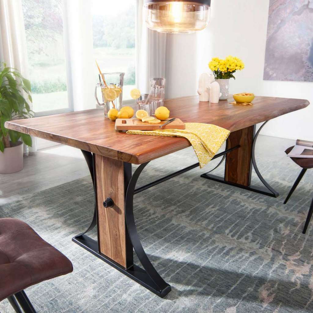 Esszimmertisch mit Massivholzplatte 200 cm breit