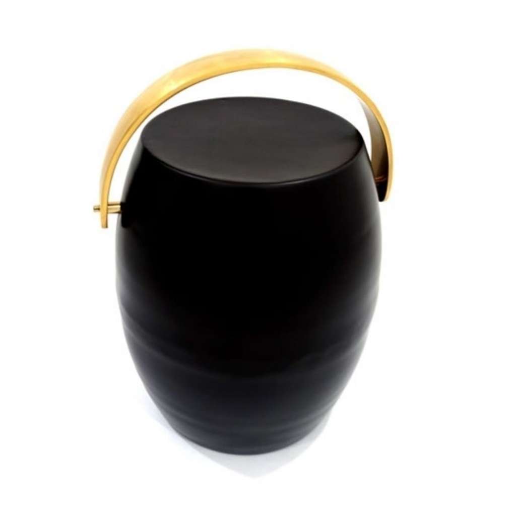 Hocker Barrel Handle