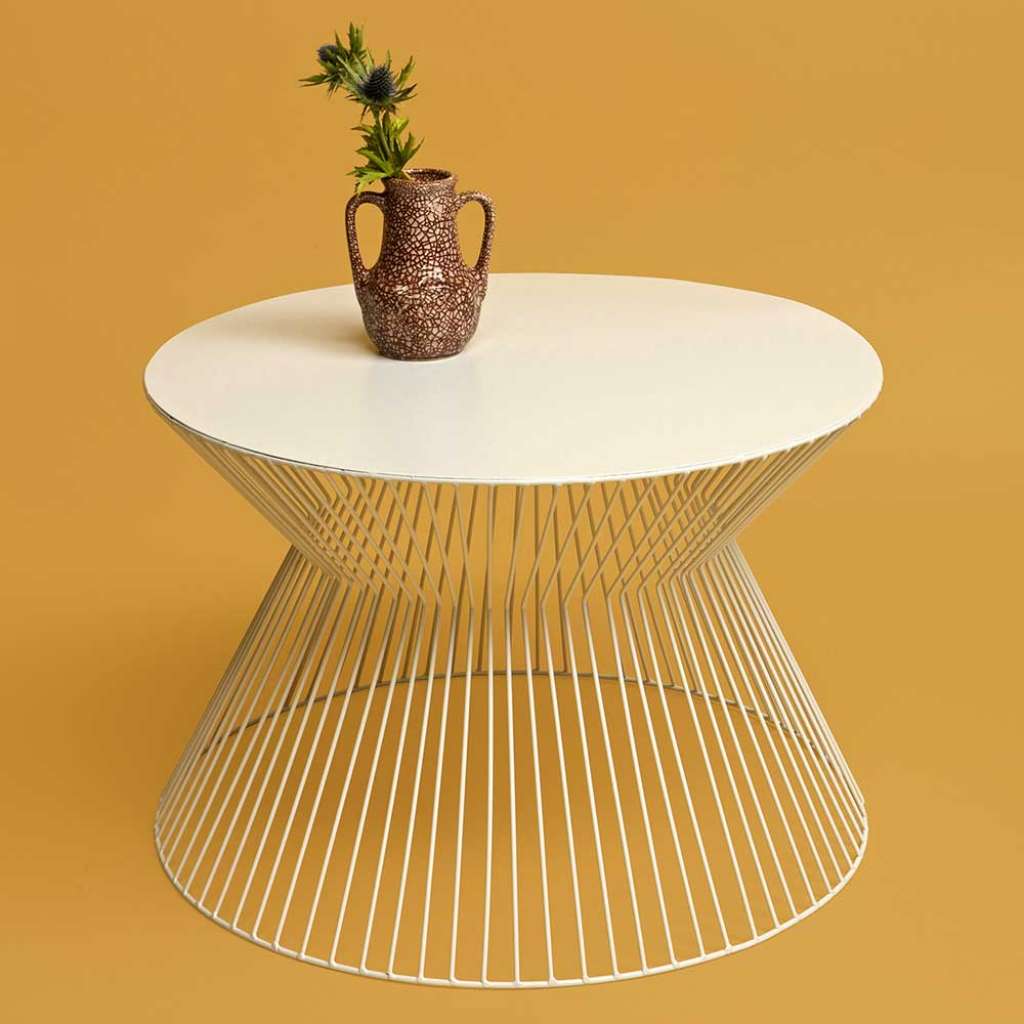Sofa Beistelltisch in Weiß Diaboloform
