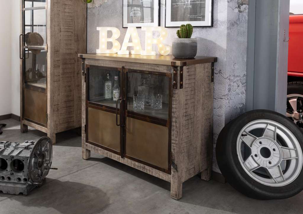 HEAVY INDUSTRY Sideboard #227 Mango und Eisen