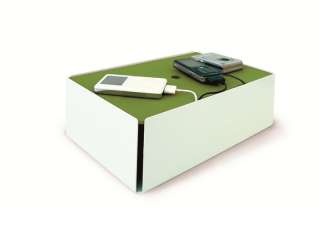 Konstantin Slawinski - Charge Box - weiß/grün - indoor