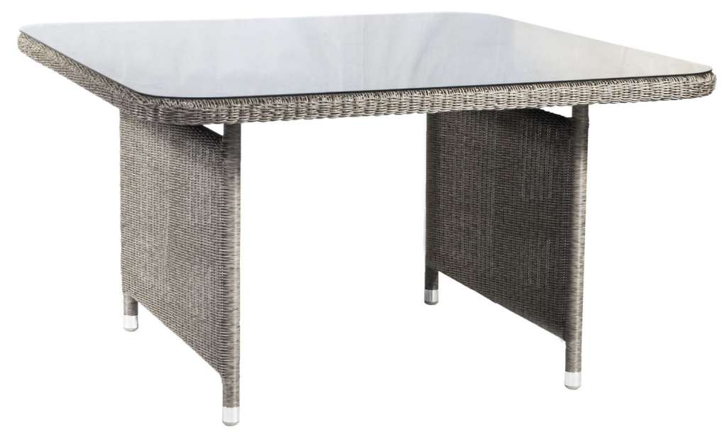 Alexander Rose - Monte Carlo Tisch - outdoor