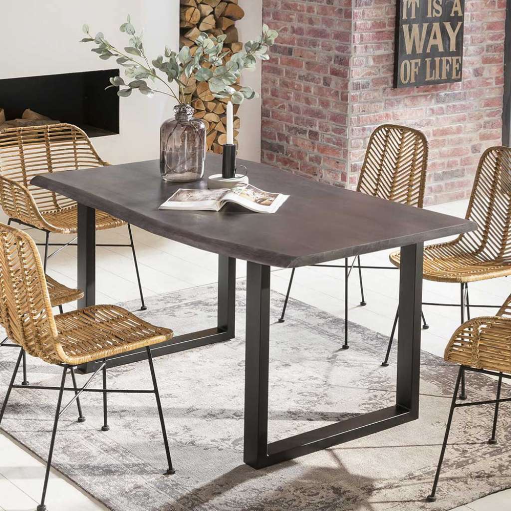 Esszimmertisch aus Akazie Massivholz und Stahl Loft Design