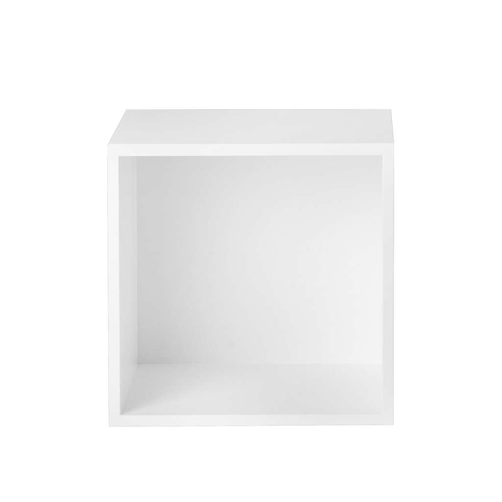 Muuto - Stacked - Element mittel, weiß mit Rückwand - indoor