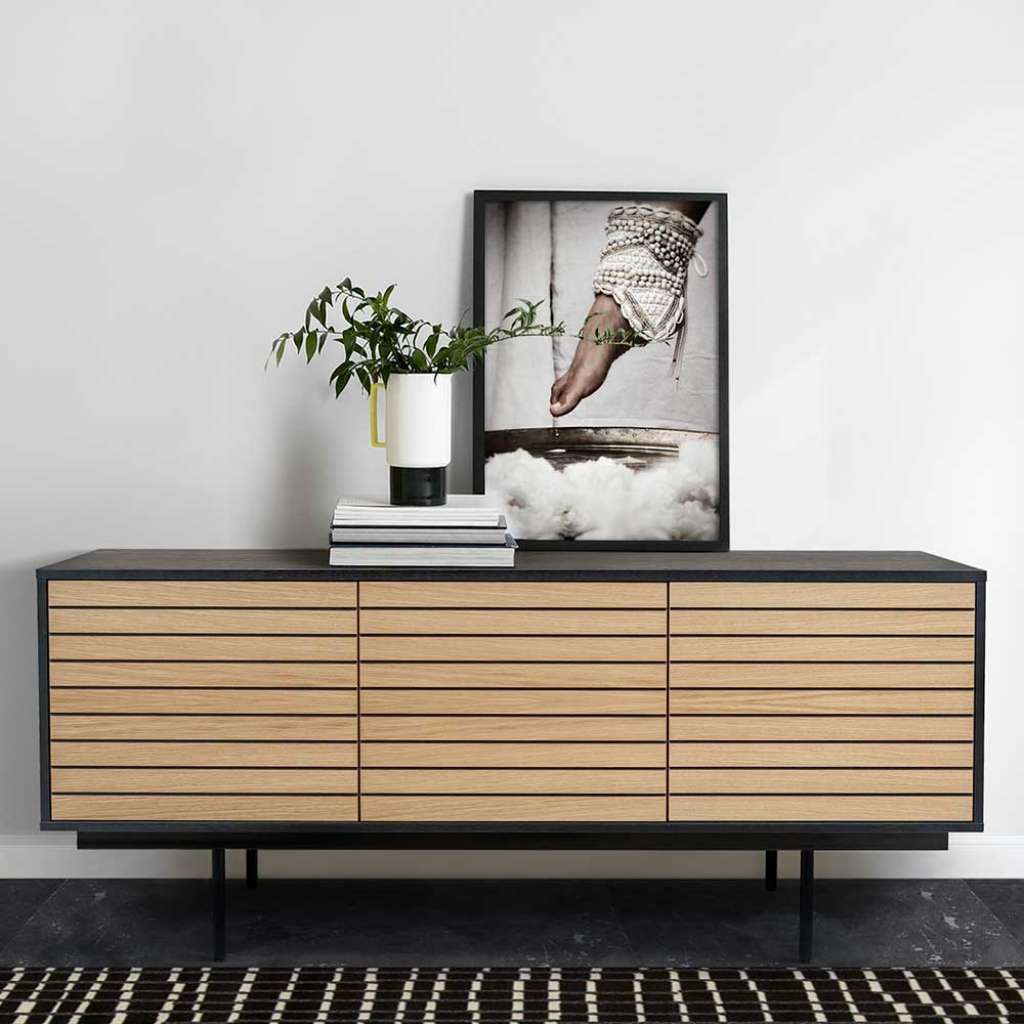 Wohnzimmer Sideboard in Schwarz mit Eiche furniert modern