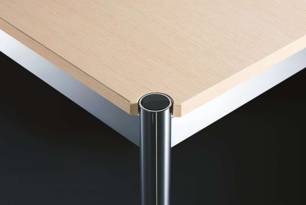 USM Haller - Haller Tisch 100 x 100 cm - Eiche furniert, weiß geölt - indoor