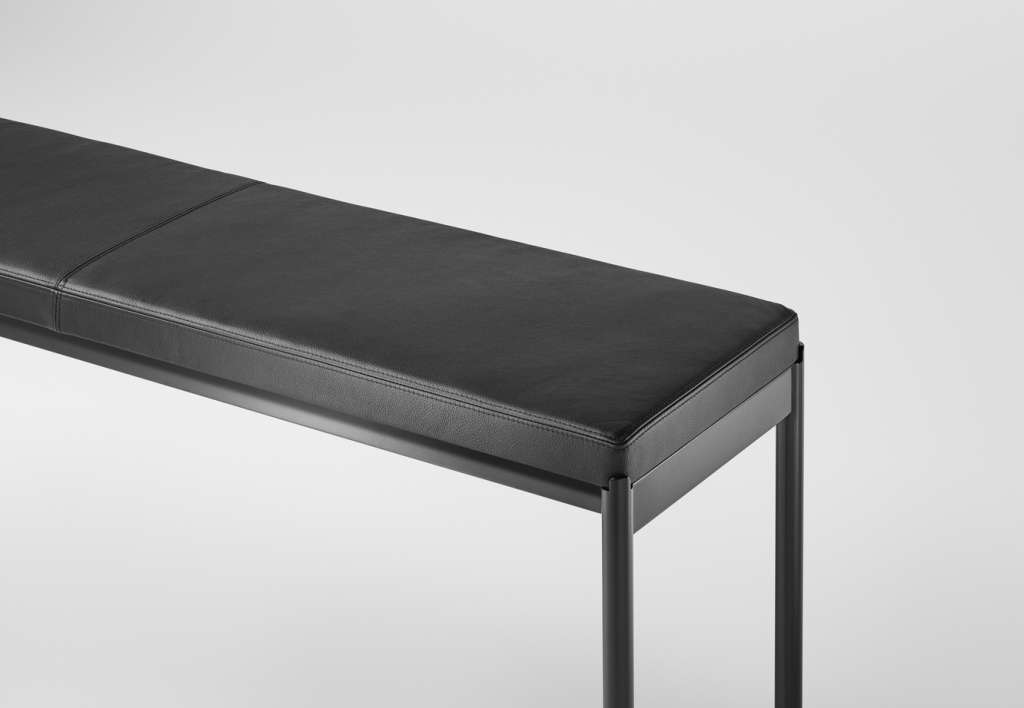 Million - Mies Bench, L110 - black - indoor