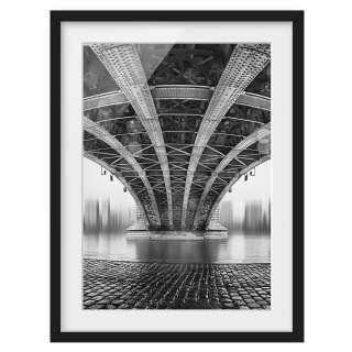 home24 Bild Under The Iron Bridge I