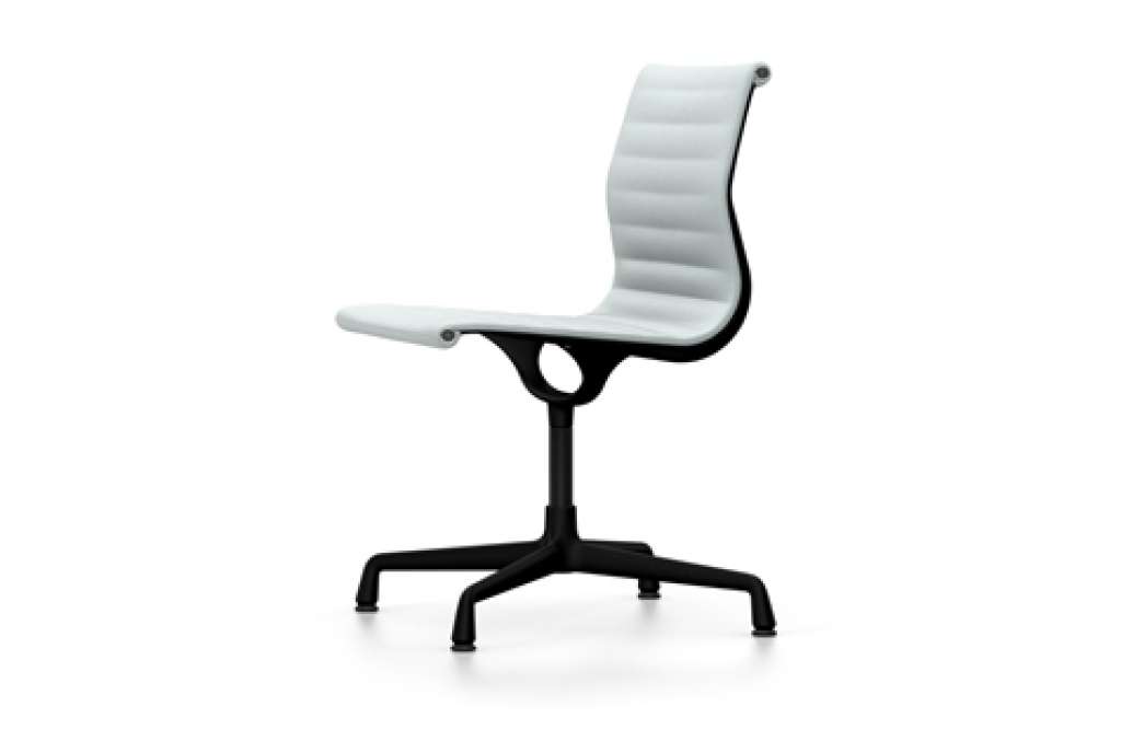 Vitra - Aluminium Chair - EA 101 - 81 eisblau elfenbein - indoor