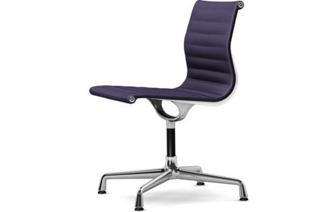 Vitra - Aluminium Chair - EA 101 - 75 dunkelblau moorbraun - indoor