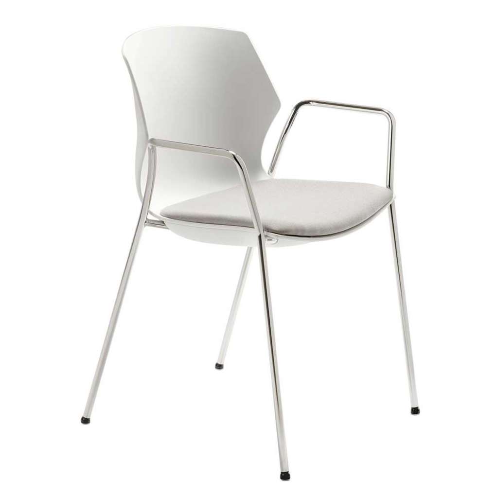 Armlehner in Weiß gepolsterter Sitzfläche