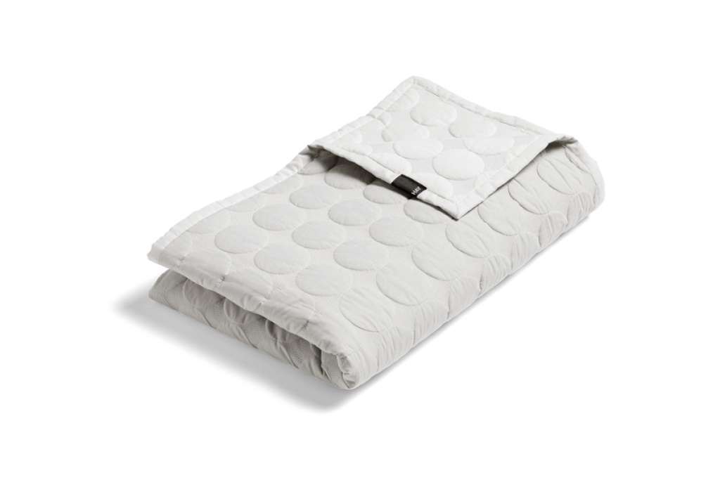 HAY - Tagesdecke Mega Dot - light grey - 155 x 245 - indoor