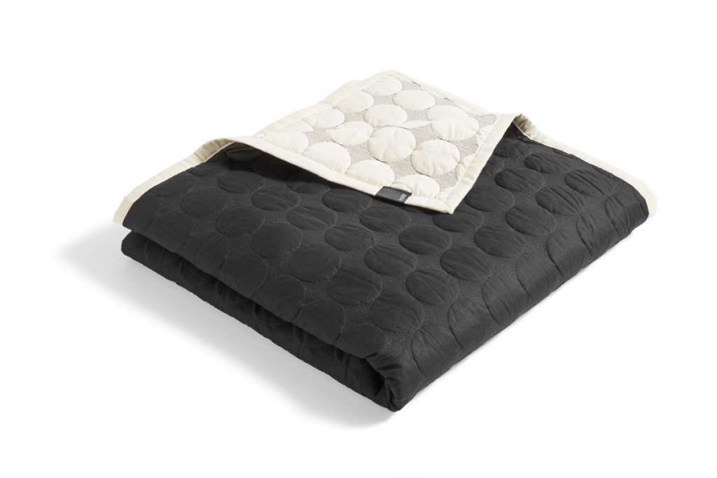 HAY - Tagesdecke Mega Dot - black and cream - 235 x 245 - indoor