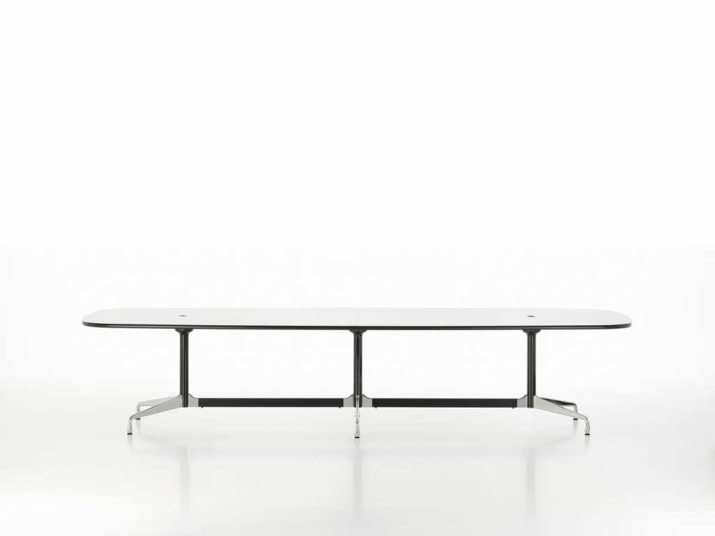 Vitra - Eames Segmented Table Meeting Bootsform, Ausleger chrom, Standrohr basic dark - Furnier amerikanischer Nussbaum - indoor