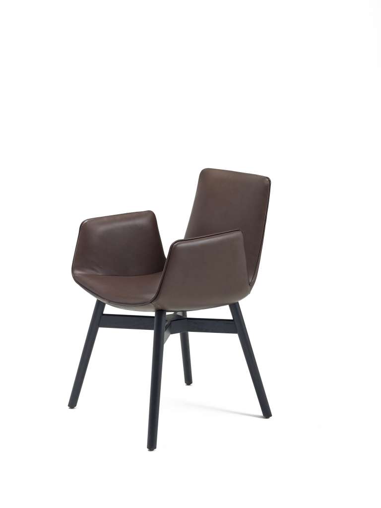 FREIFRAU - Amelie Armlehnstuhl Holzgestell - Leder Oman Coffee - indoor