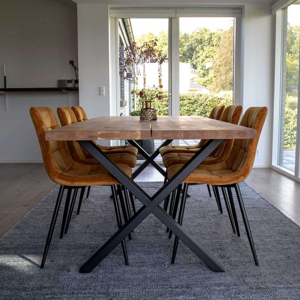 Esszimmergruppe aus Eiche Massivholz Ocker Microfaser (7-teilig)