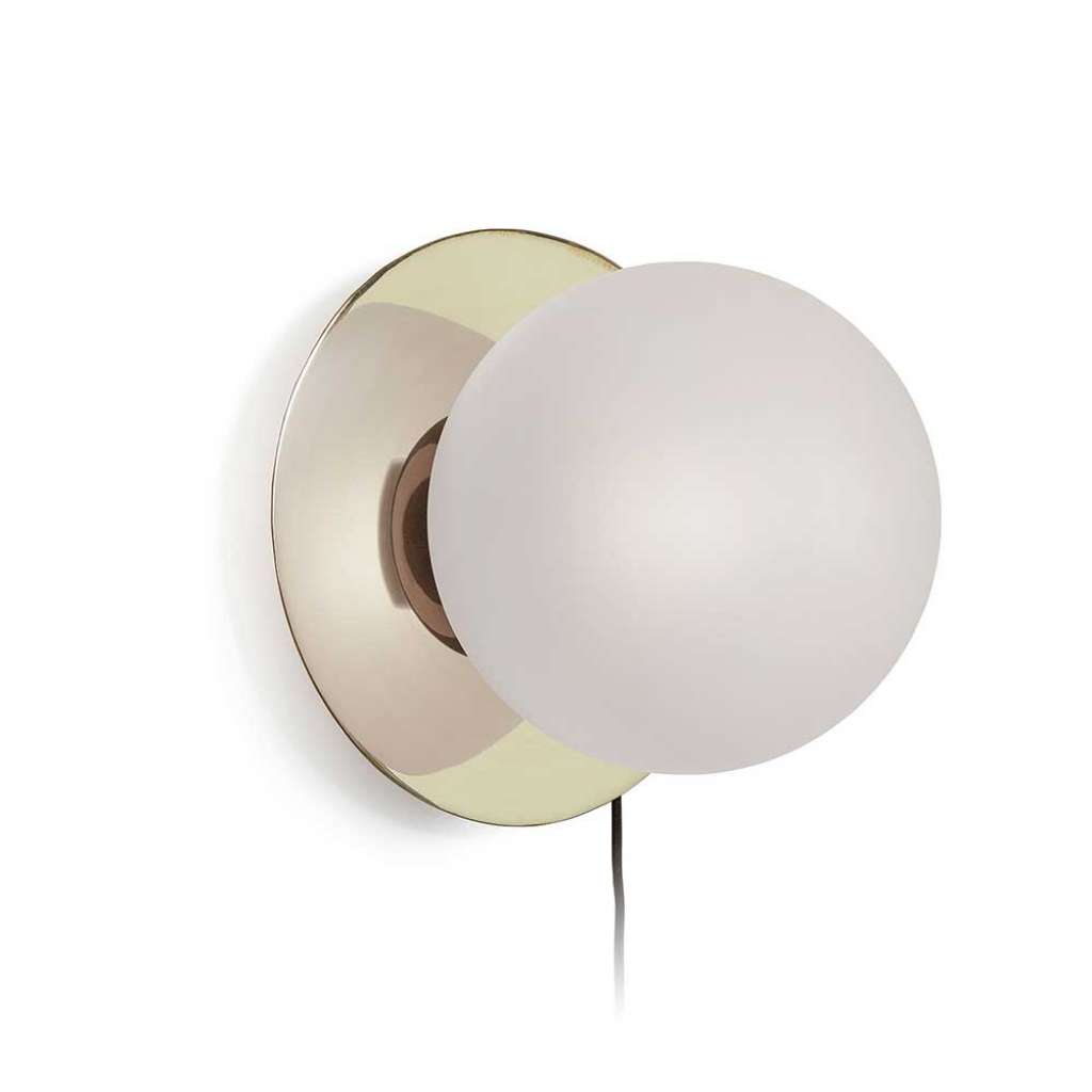 Wandlampe in Weiß und Messingfarben rund