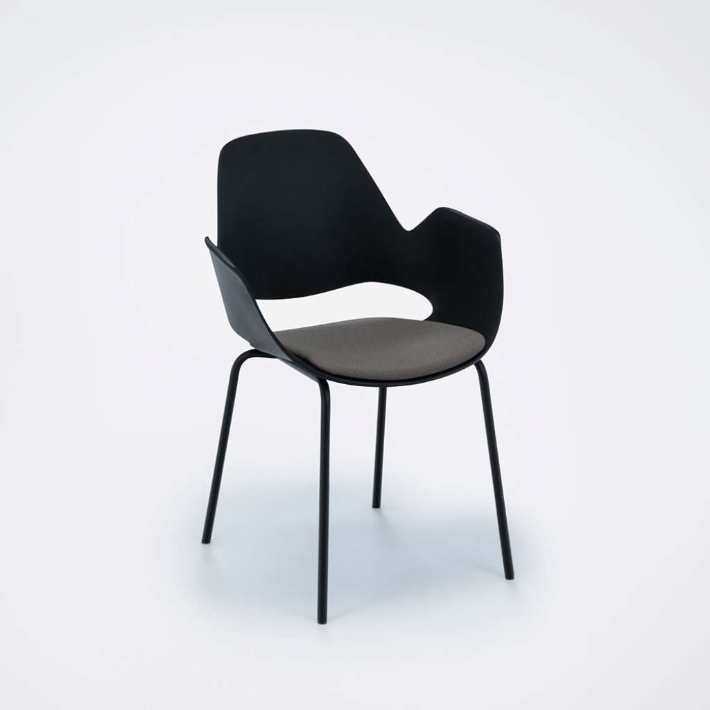 Houe - Falk Stuhl Metallgestell - Black - mit Sitzkissen beige - indoor