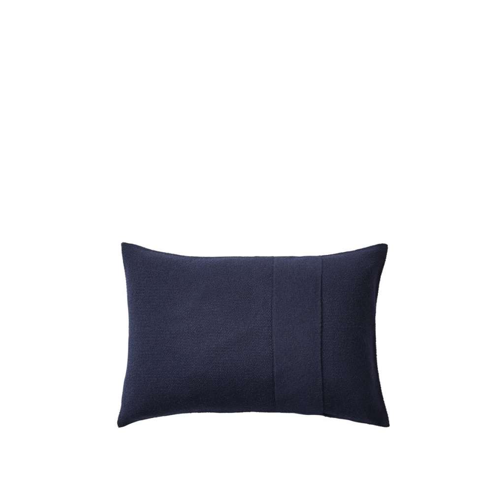 Muuto - Layer Kissen - 40 x 60 cm - mitternachtsblau - indoor
