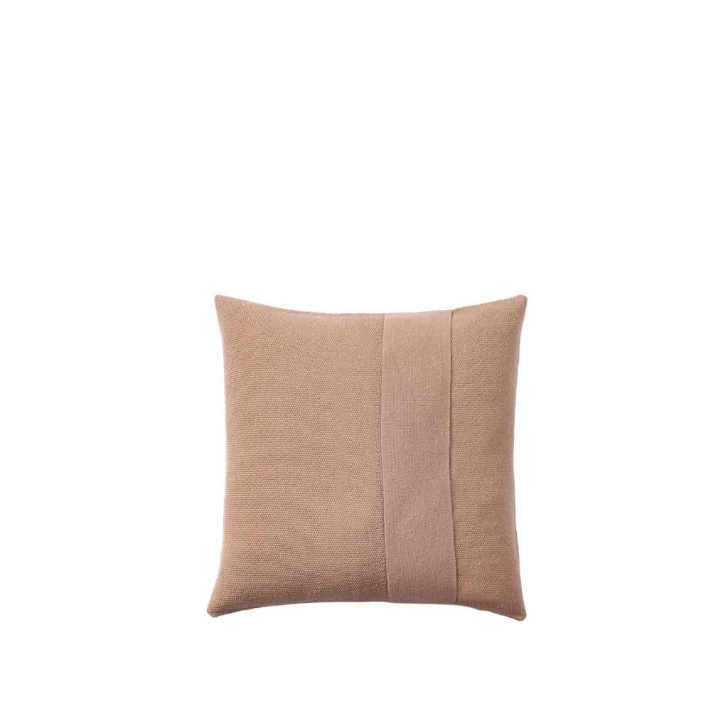 Muuto - Layer Kissen - 50 x 50 cm - rosa - indoor