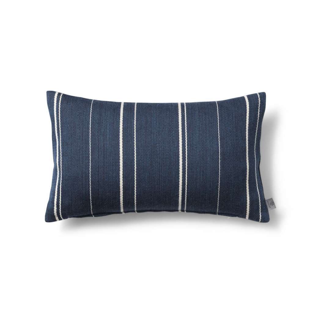 FDB Møbler - R17 Råbjerg Kissen - blau gestreift - 30x50 - indoor