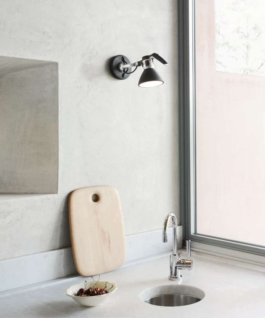 Luceplan - Fortebraccio Wandleuchte - black soft-touch - indoor