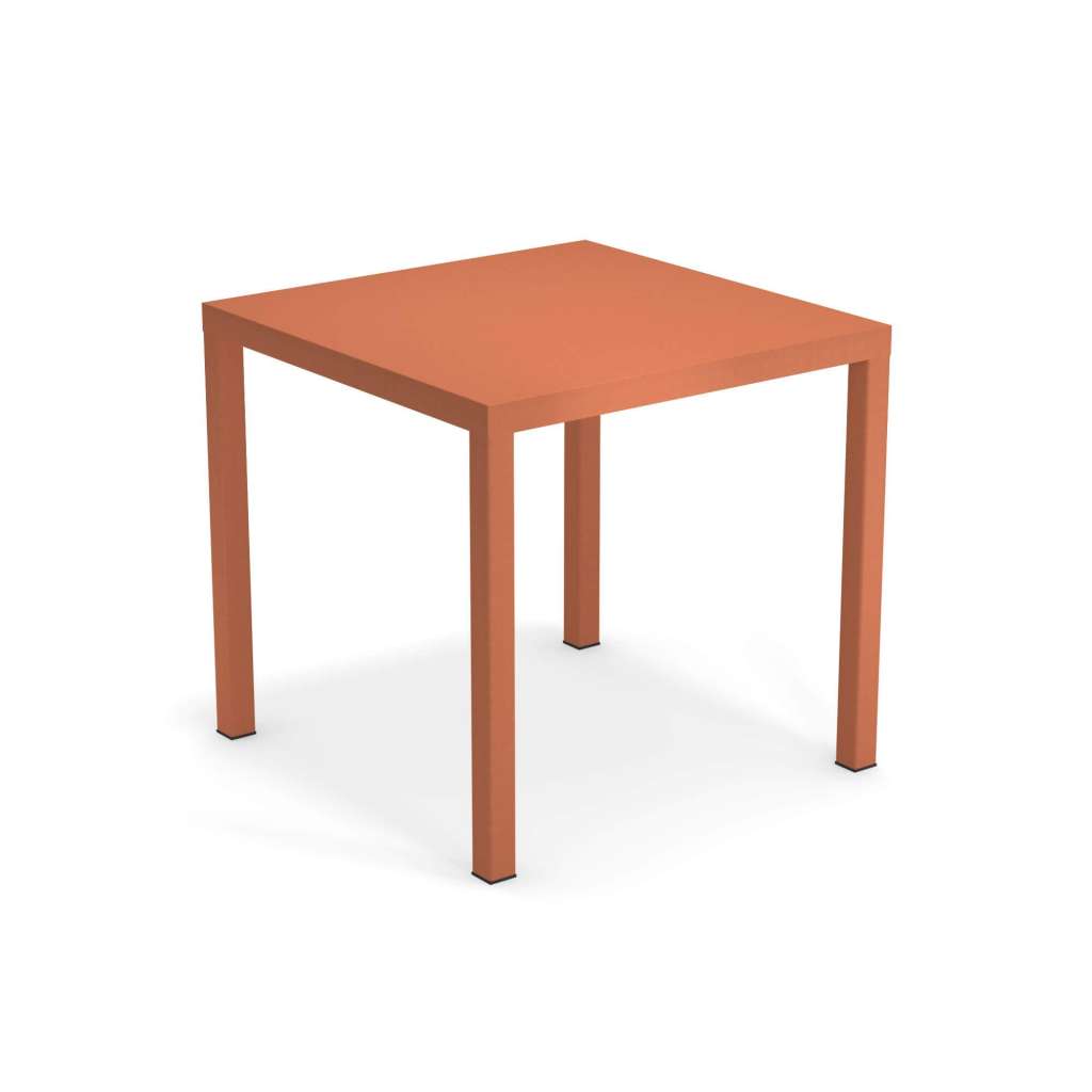 Emu - Nova Tisch 80 x 80 cm - ahornrot - indoor