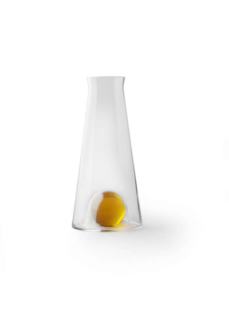 Design House Stockholm - Fia Karaffe  - bernstein - indoor