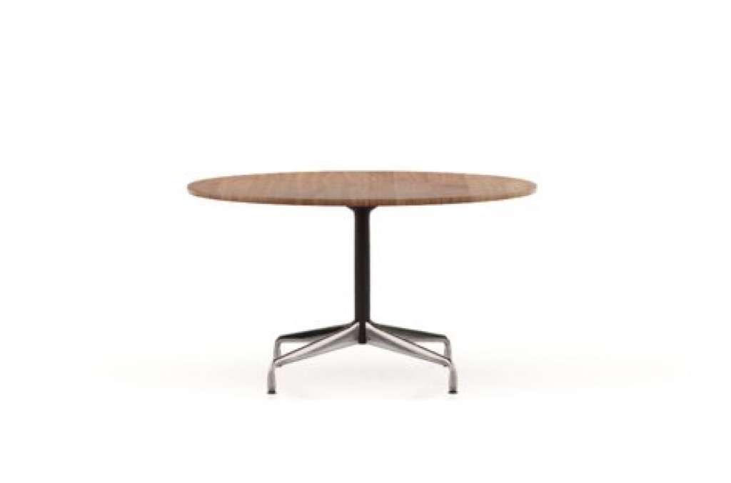 Vitra - Eames Segmented Table Dining rund Ø130 cm - Amerikanischer Nussbaum massiv, geölt - indoor