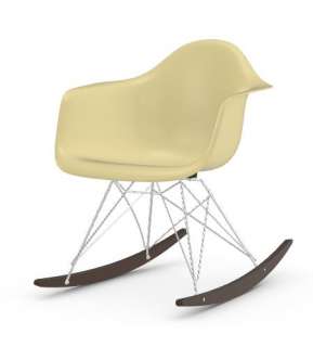 Vitra - Eames Fiberglass Chair RAR -glanzchrom - Ahorn dunkel - 01 Eames Parchment - indoor