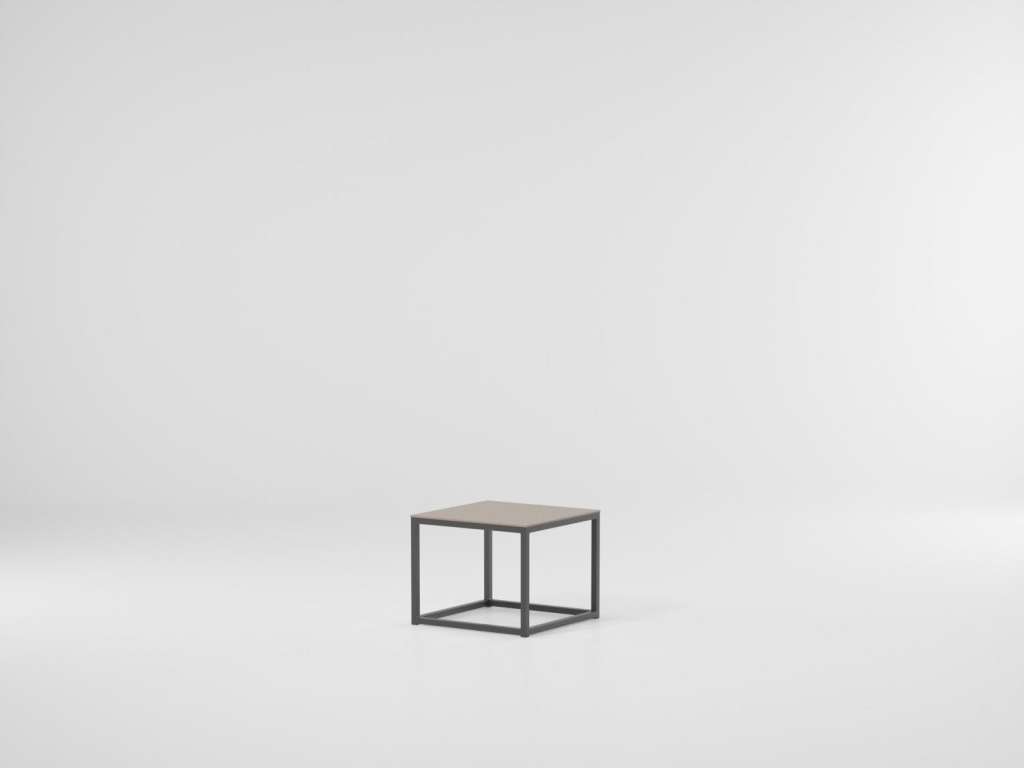 Kettal - Landscape Beistelltisch - manganese/ claystone - indoor