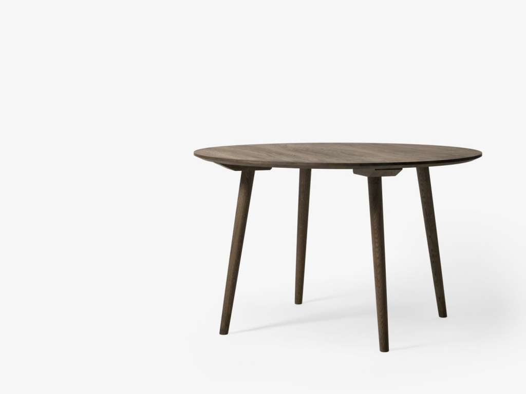 andTRADITION - In Between Tisch rund SK3 & SK4 - Smoked Oiled Oak - indoor