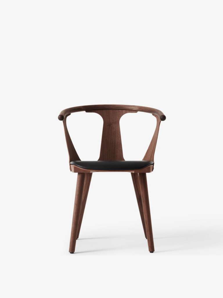 andTRADITION - In Between SK2 Stuhl - Black Silk/Walnut - indoor