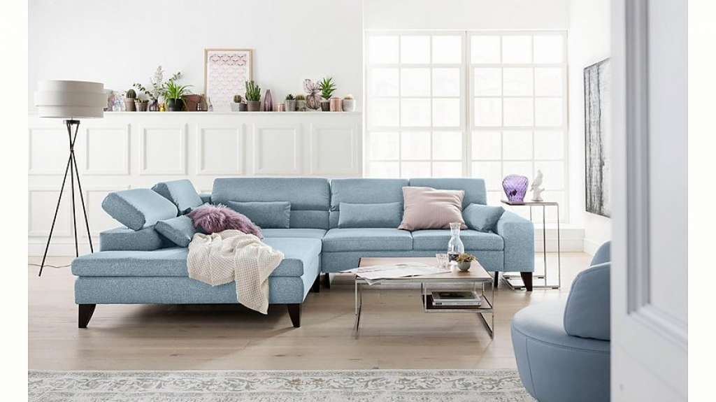 GALLERY M Ecksofa »Felicia«, mit Holzfuß, wahlweise mit manuellem oder motorischem Sitzvorzug